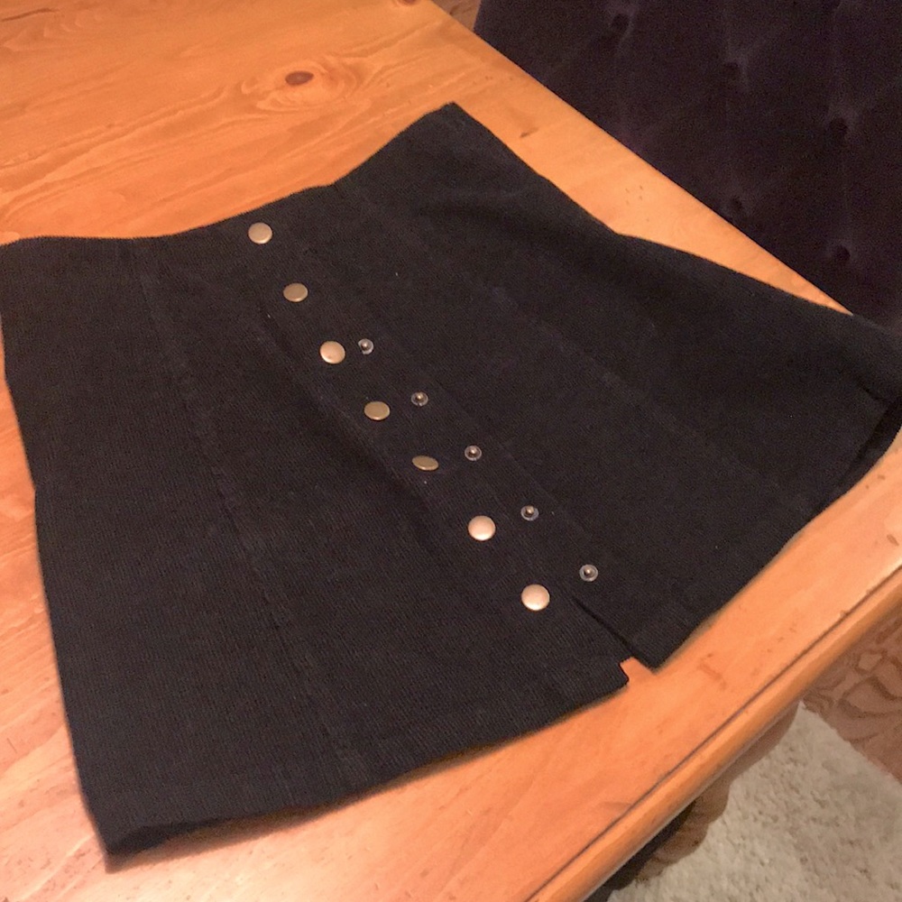 Skirt knee length, corduroy, near new